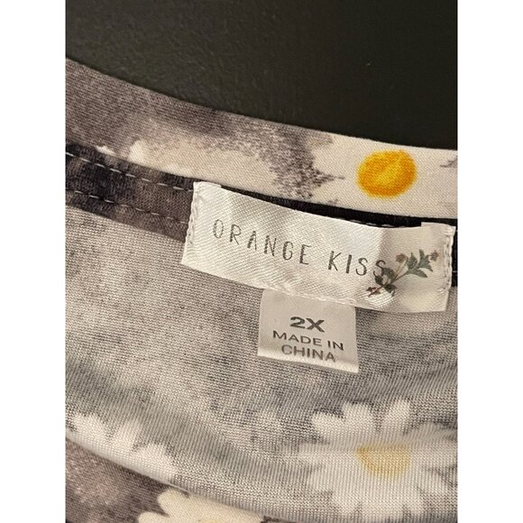 Orange Kiss Daisy Flower PLUS Size 2X Ruched Side Artsy Tee Floral T-Shirt Top - Picture 8 of 10